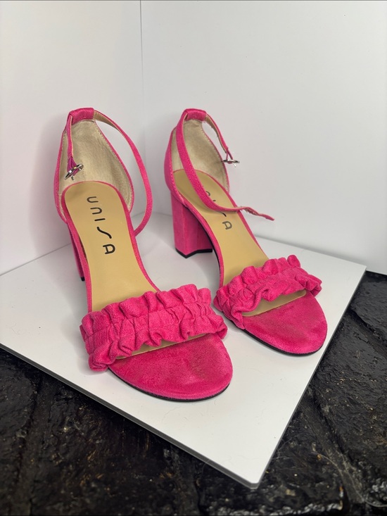 Unisa Shoes - Unisa Undiara Hot Pink Ruched Strap Block Heel Sandals